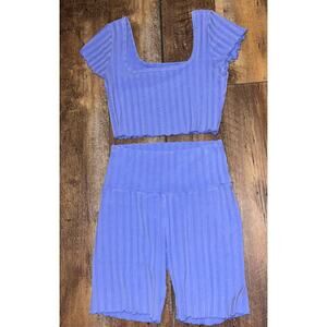 Aerie two-piece wide ribbed set with ruffled edges purple/blue (small/medium)